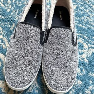 Old Navy - sherpa-lined - slip on women’s shoes - worn once!